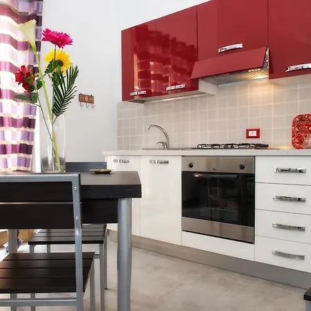 Apartment Casa Longo 2 *